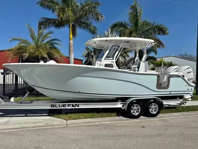 2025 Sea Fox 288 commander **only 82 original hours**