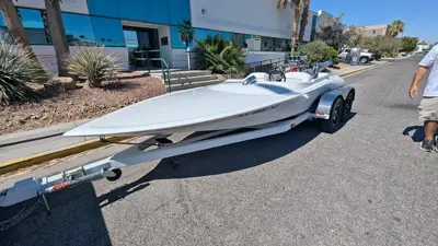 1976 Sanger Gull Wing Bubble Deck V-Drive – 454 Big Block – Professionally Surveyed