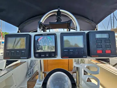 1993 35' Caliber
