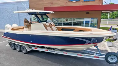 2027 Chris Craft Catalina 31