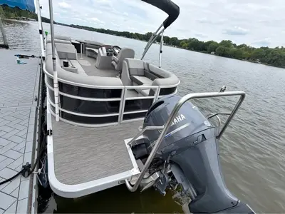 2022 Bennington SX25
