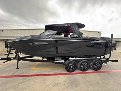 2025 Nautique Paragon G23