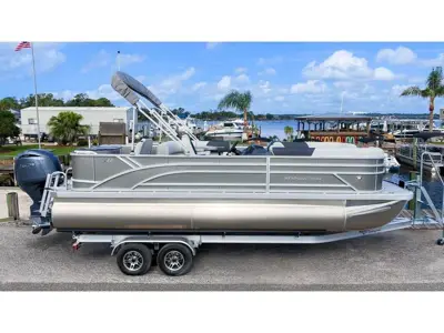 2027 Bennington 22 S1 FISH AND CRUISE