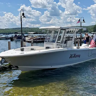 2026 Robalo R270