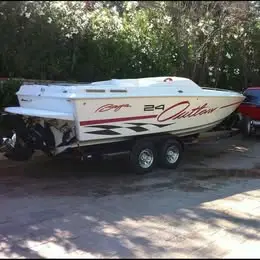 1998 Baja Outlaw 24