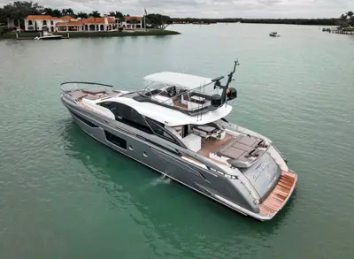 2020 Azimut S8 80’