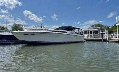 1988 SeaRay 390 Express