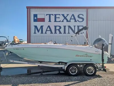 2023 🚤 NAUTICSTAR 203 SC DECK BOAT | ONLY 30 HOURS! 🌊