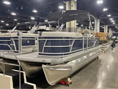 2026 Godfrey Sweetwater 2286 FS - 150 Suzuki