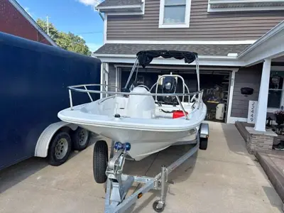 2011 Boston Whaler 17' Super Sport
