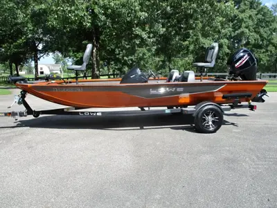 2022 Lowe 178C Stinger, Big Boat! Many Options, Only 134 Hrs! Mercury 60hp Four Stroke, Excellent!