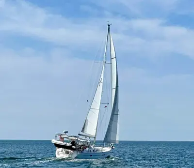 Beneteau 423 Sailboat for sale