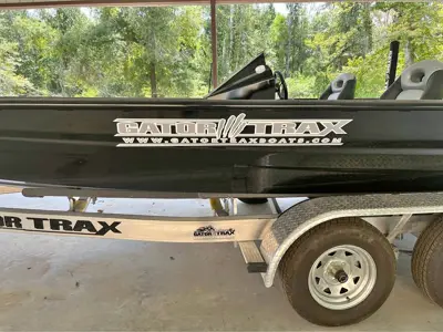 Gator Trax Strike series 2023 (bass boat)