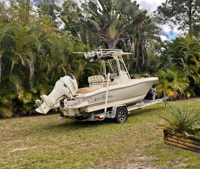 2019 Pioneer 202 islander Center Console Boat with Suzuki Outboard
