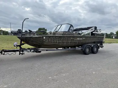 2024 Seaark Procat 200