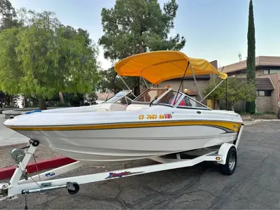 Boat like NEW
