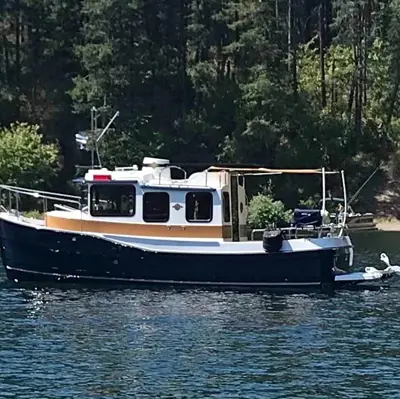 2015 Ranger Tugs R-25 inboard D3-150