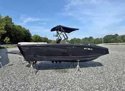 2017 HeyDay Wt-2 Wake Boat