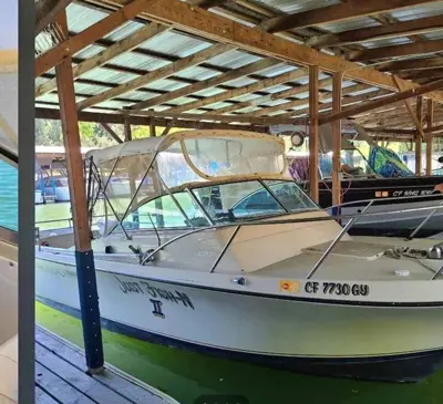 1981 Skipjack 24ft Flybridge, Owner Financing