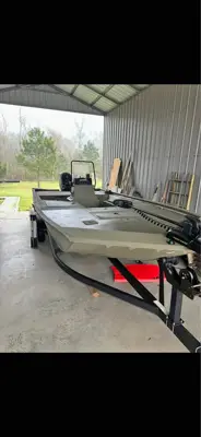 2018 2072 Grizzly Tracker 2072 Grizzly Tracker