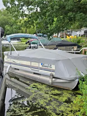 2000 Bennington 188L
