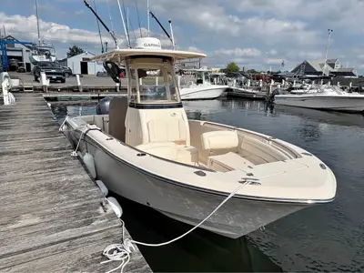 2017 Grady White 236 Fisherman