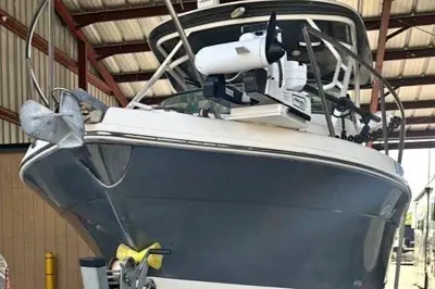 2017 Robalo R265 Walkaround