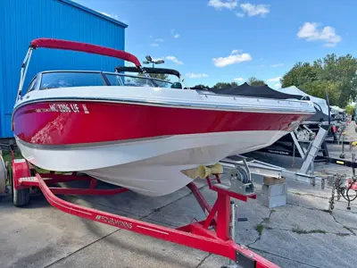 2018 Four Winns HD200