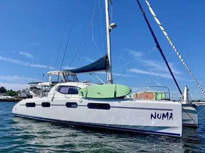 46' Leopard 46
