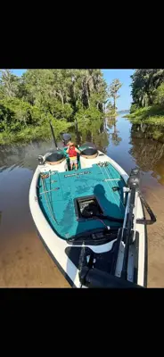 2000 tr-21 bass boat
