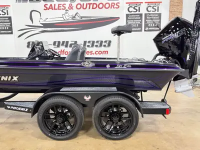 2027 Phoenix Bass Boats 721 ZXL