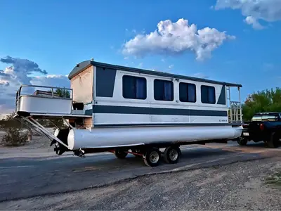1988 Kayot House Boat
