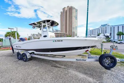2023 NauticStar 251 Hybrid (293 Hours) 2x Power-Poles, 2x Simrads, I-pilot! FLIR!