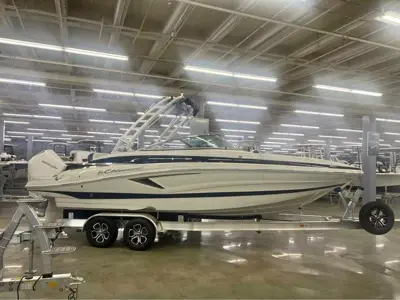 2024 Crownline E260 XS