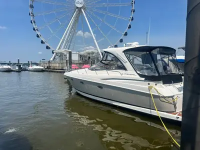 2005 Regal Boats Commodore 4060