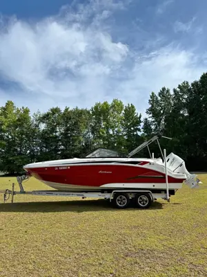 Hurricane SD 235 Deck Boat