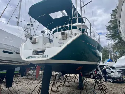 Beneteau 381