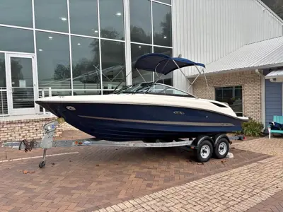 2013 Sea Ray 210 SLX w/ Trailer