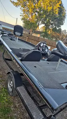 2019 Bass Tracker Marine Pro Team 190 190TX