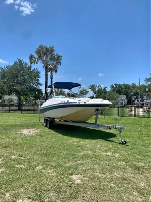 2007 Deck boat 21 foot