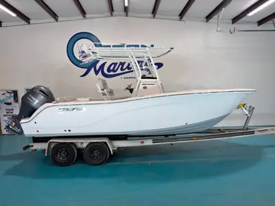 2023 Seafox 228 Commander