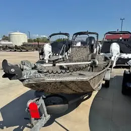 2019 Crestliner 1860CC
