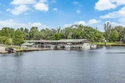 Cedar Creek Marina