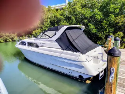 1994 34’ Wellcraft Triumph Cruiser- Nice Shape