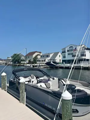 2023 Avalon LSZ 2385 EL Saltwater series