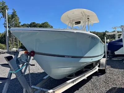 2015 Regulator 23fs