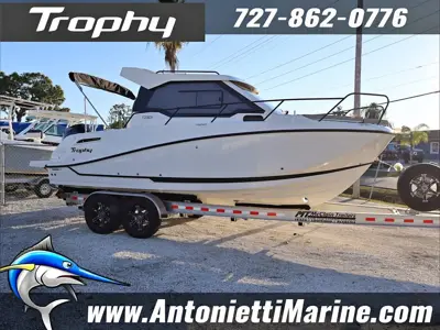 2026 Trophy Marine T23 Explorer w/ 225 HP MERCURY