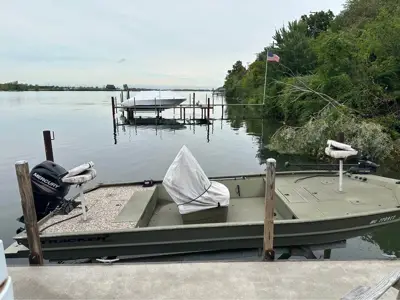 2015 Tracker Grizzly 2072 MVX CC – Fish/Hunt/Bowfishing – 60HP Mercury