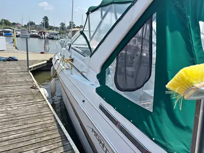 1999 Monterey 276 Cruiser