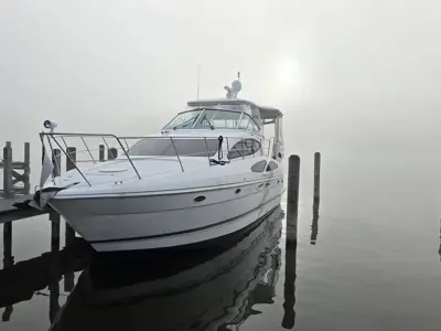 2005 39' 405 Cruisers Yachts 405 Motor Yacht Aft Cabin